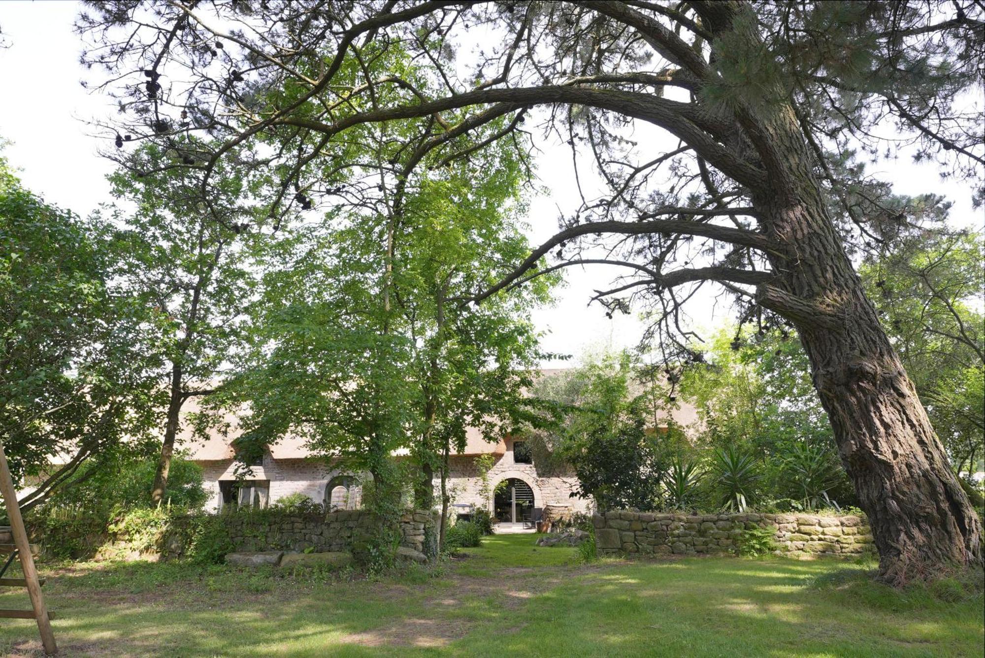 Gite Naturia - Chaumiere De Berringue Plouhinec  Exterior foto